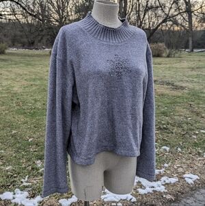 Liz Claiborne Grey Snowflake Top